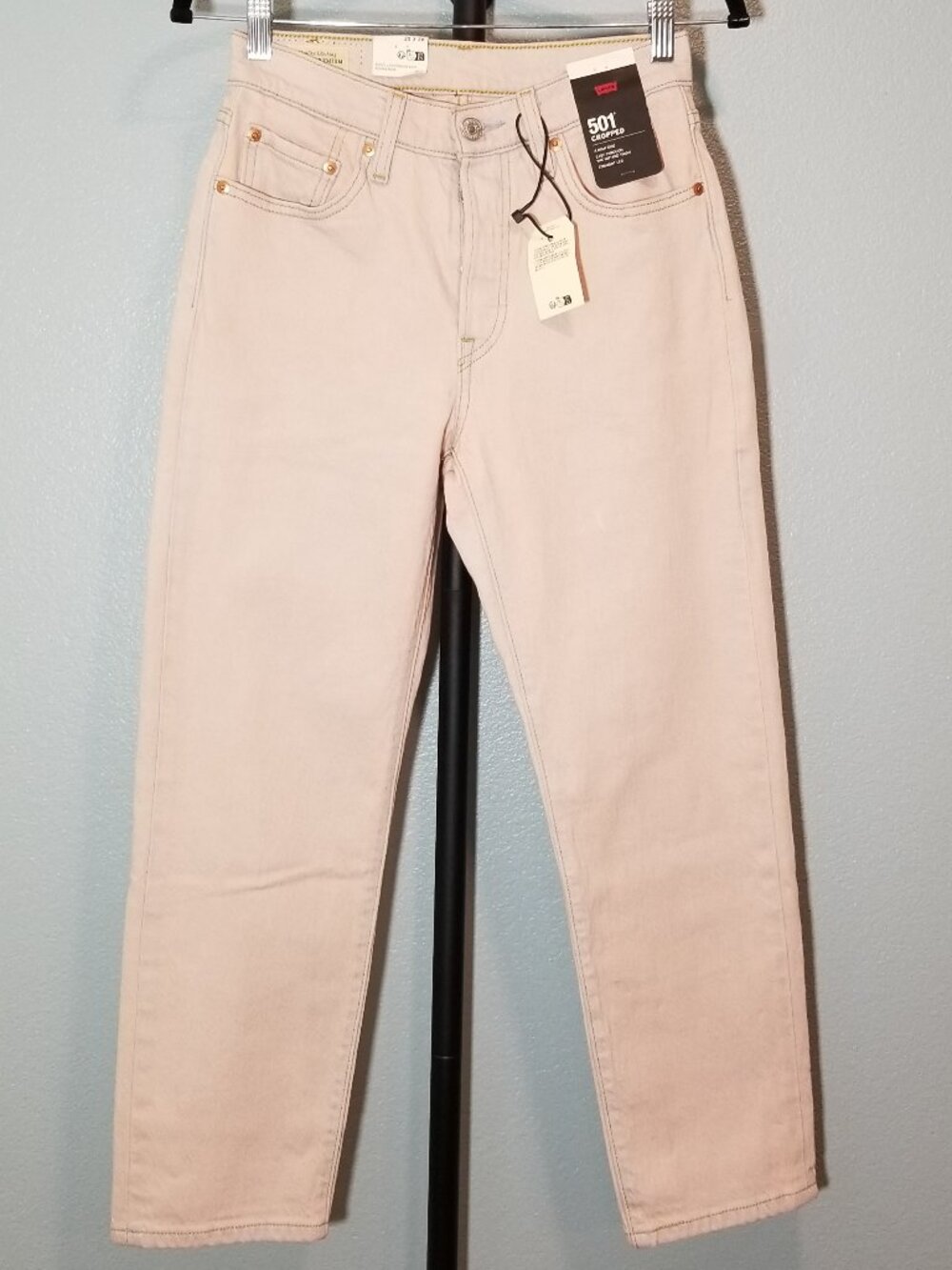 Levi's Premium Womens 31X26 501 Original Button Fly Cropped Jean Pink‎ Retro NWT